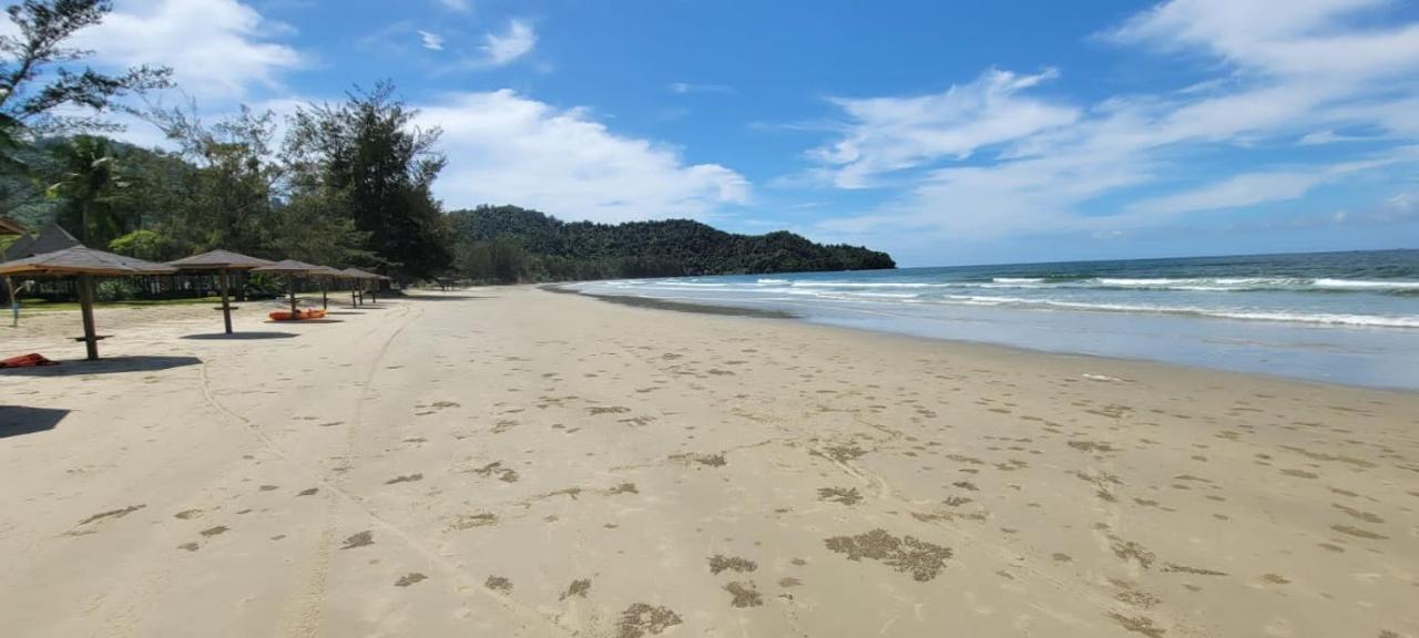 The Village Rua Beach Homestay Exteriör bild